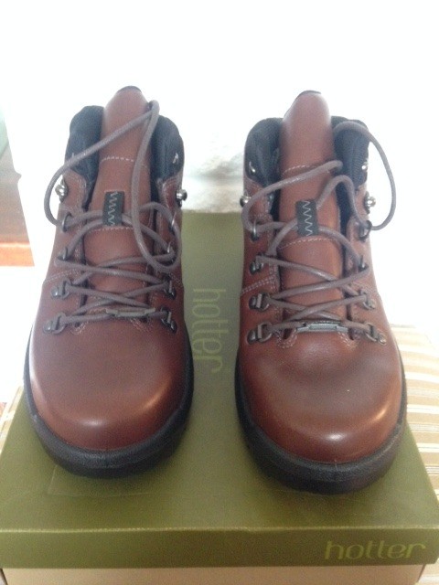 hotter mens walking boots